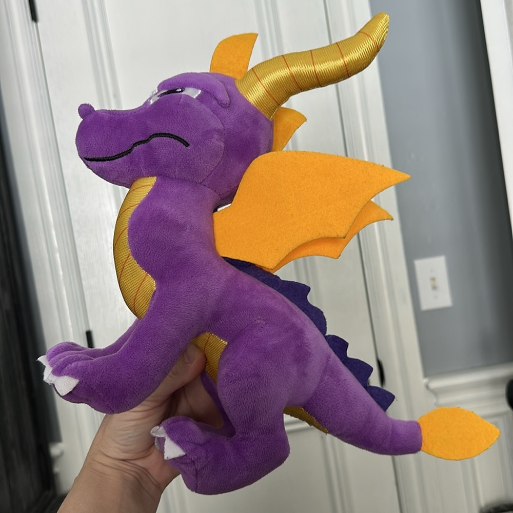 Spyro Purple Dragon Plush Toy with Gold Accents - Picture 4 of 5